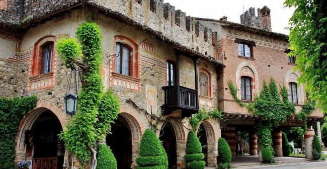 Grazzano-Visconti Grazzano-Visconti